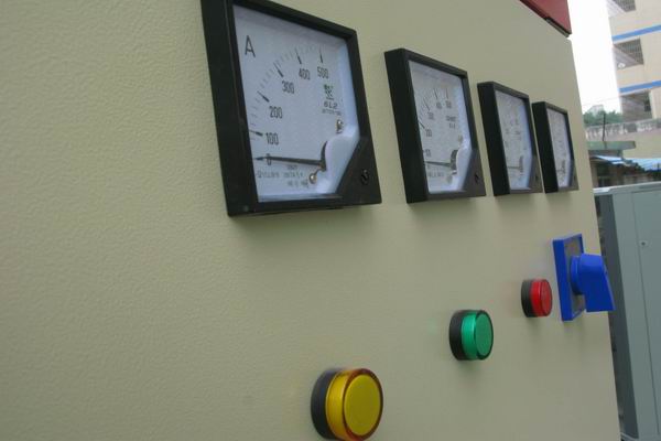 小店配电柜-3683讲讲配电柜注意事项